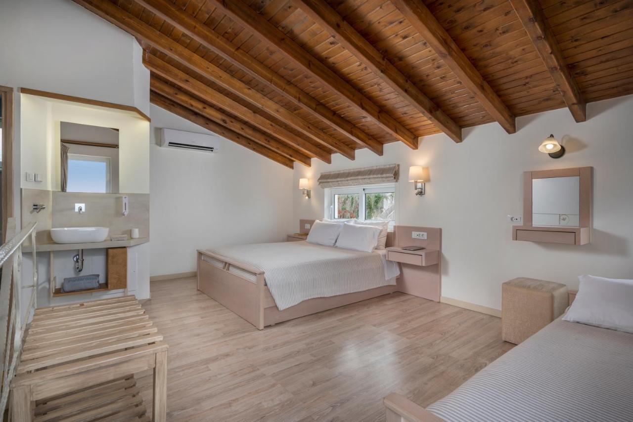 Pantanassa Villas Agia Marina  Exterior photo